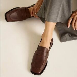 Hillard & Hanson Women's Classic Brown Slip-On Loafers